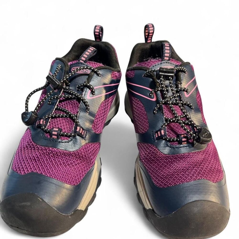 Keen-kids Purple and Black Boots
